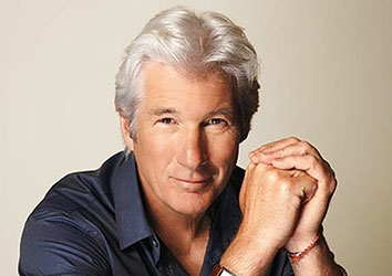 Attore famoso Richard Gere