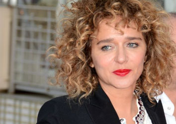 Attore famoso Valeria Golino